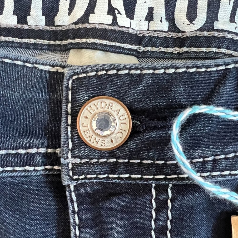 Hydraulic Lola Curvy Jeans - Picture 6 of 11